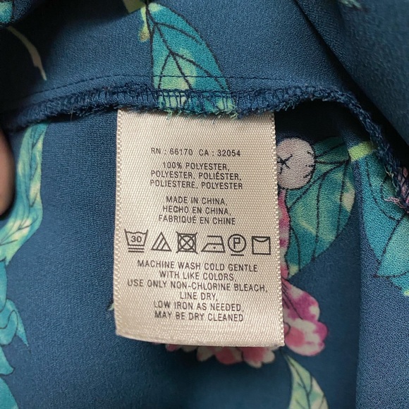 Anthropologie HD in Paris Floral Blouse – Dark Green, Machine Washable - Picture 7 of 7